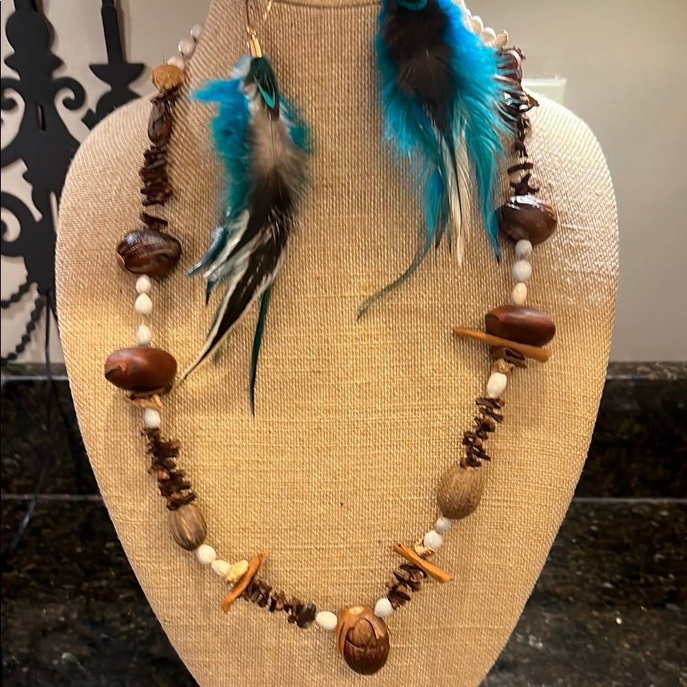 Boho Feather Earrings (NWT) & VTG Natural Nut Beaded Necklace Set